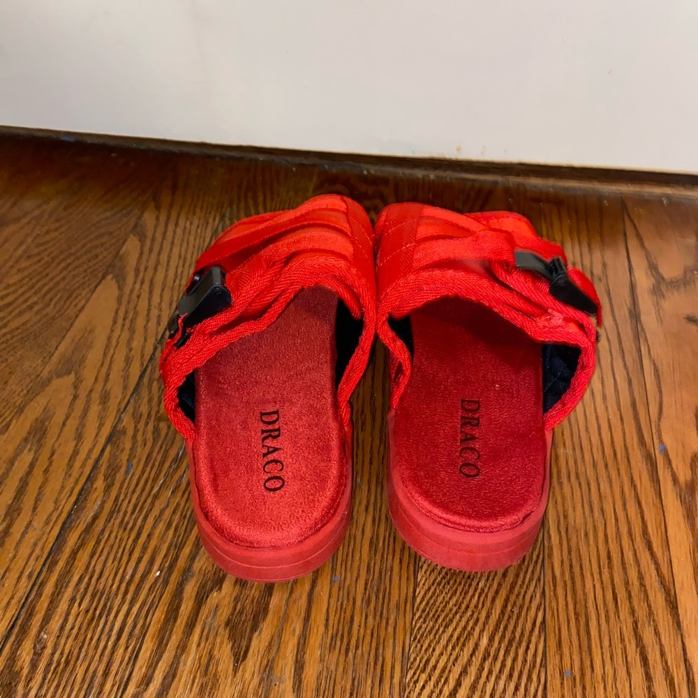 Draco slide- Size 5-6 Red. Brand New - Picture 2 of 4